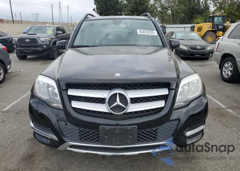 2015 Mercedes-Benz Glk 350 z USA, uszkodzony, nr VIN WDCGG5HB9FG405751